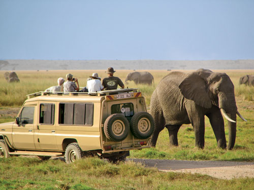 Tourism in Kenya Facts and Information • Urban Kenyans